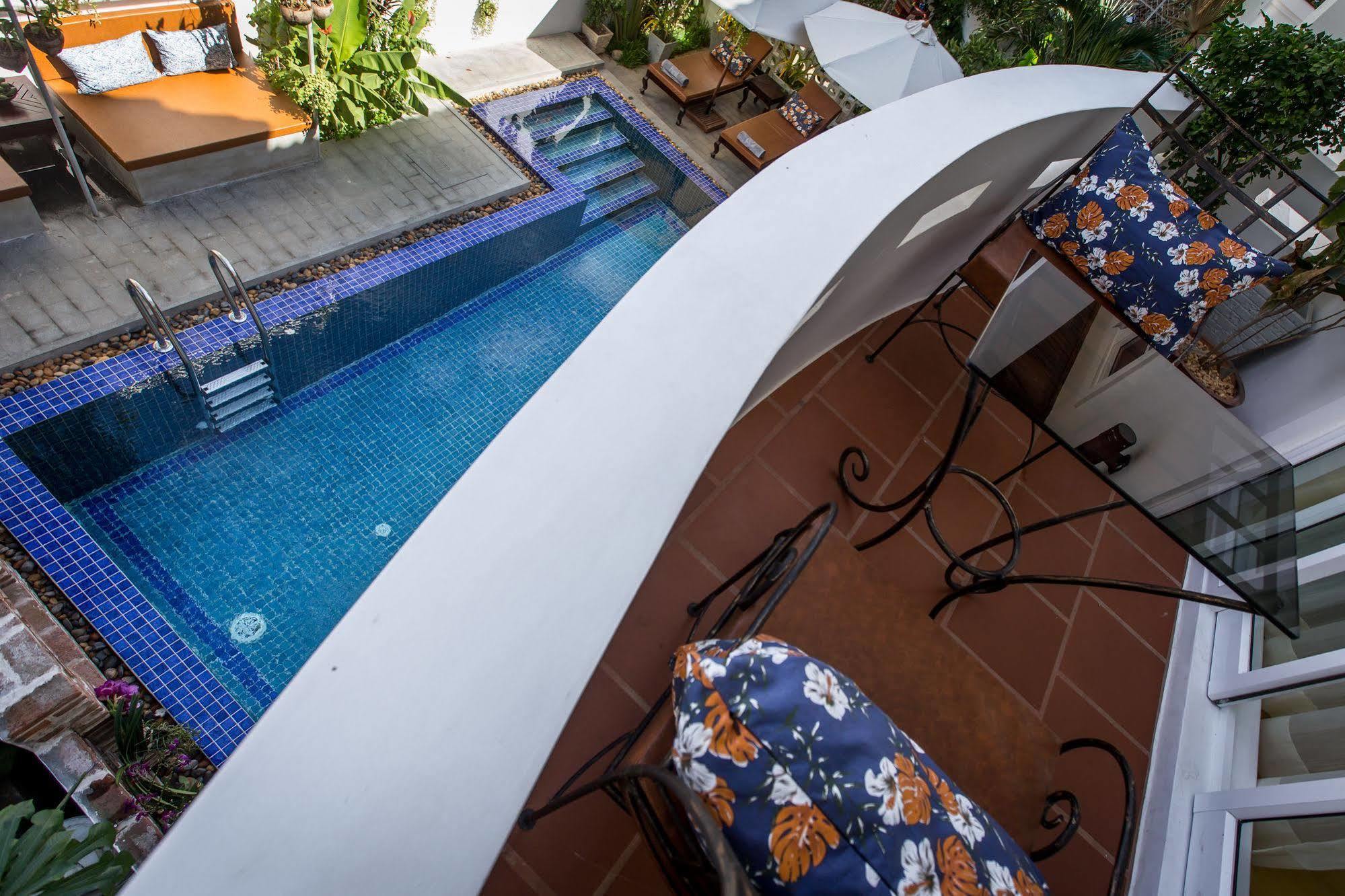 Vmansion Boutique Hotel Phnom Penh Ngoại thất bức ảnh