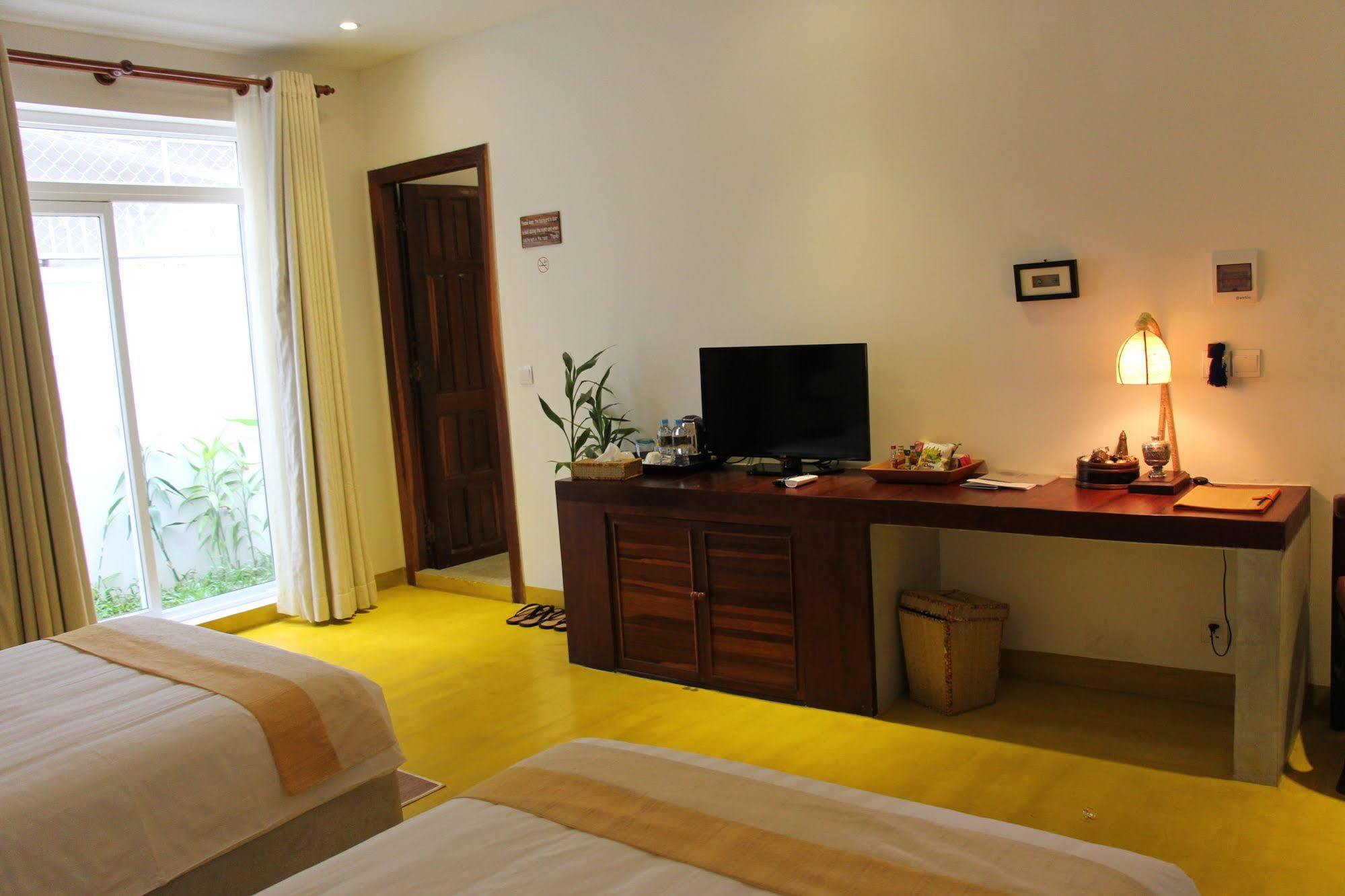 Vmansion Boutique Hotel Phnom Penh Ngoại thất bức ảnh